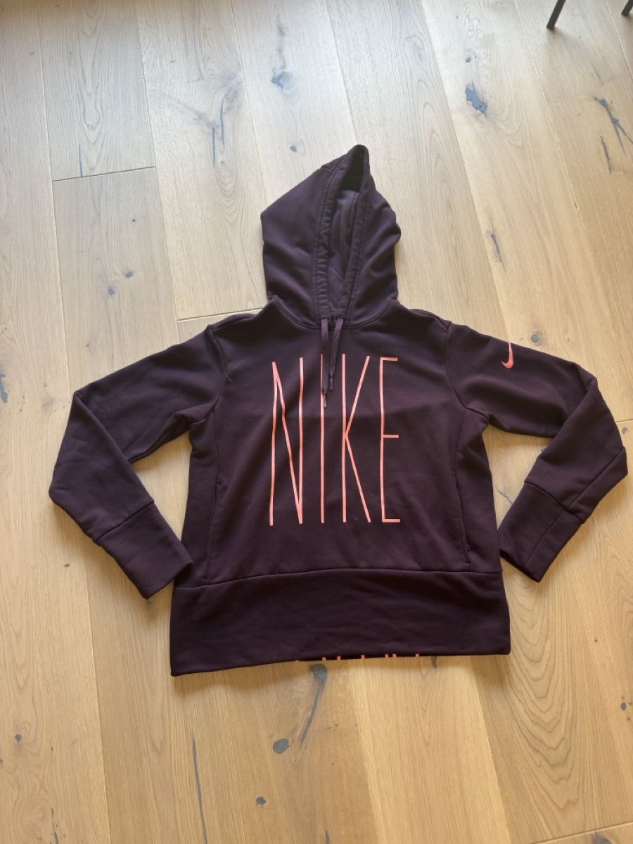 Nike Pullover & Sweatshirts: Pullover – Neu (gemäss Beschreibung) aus Gamsen von Le_De
