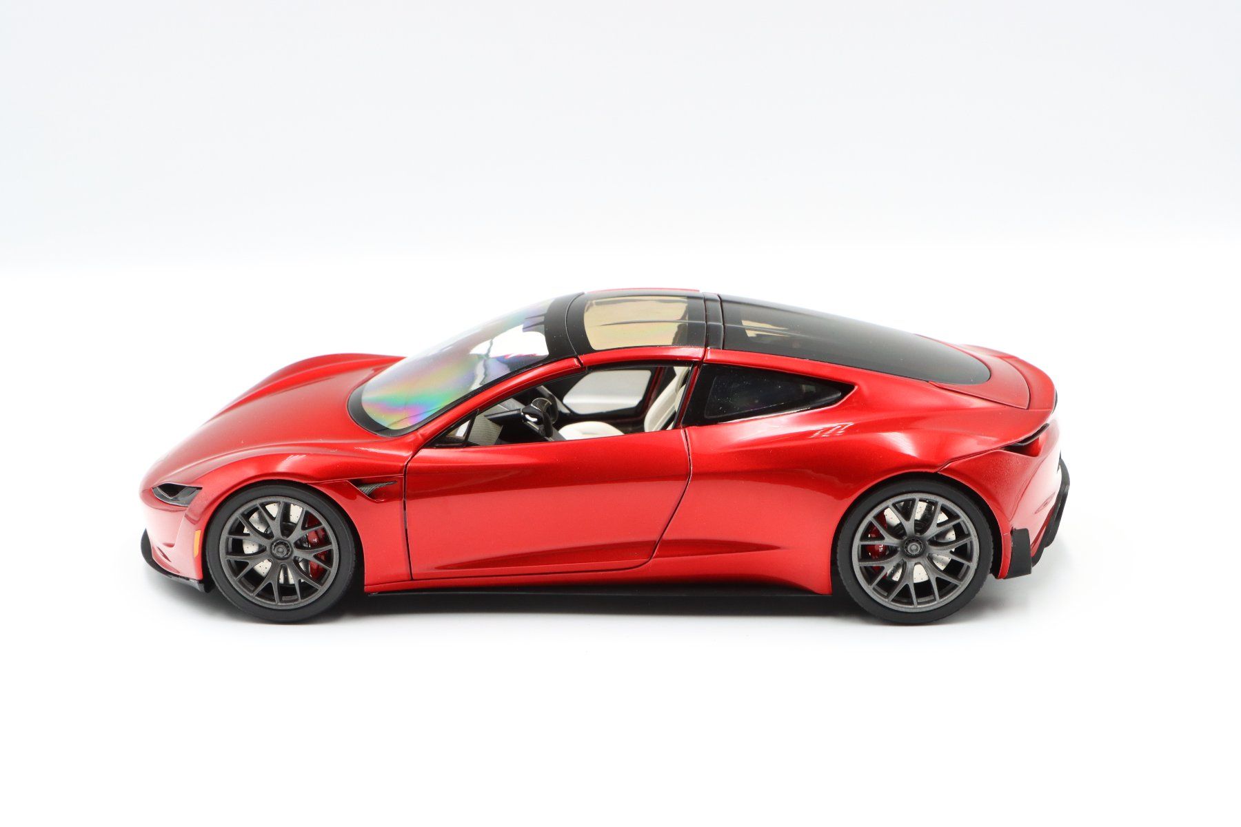 Tesla Modellini d'auto: Tesla Roadster 2020 1:18 – Nuovo e nell'imballaggio originale da Bühl b.Aarberg venduto da modelldiecast 4