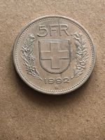 5 Fr. 1992 mit vertiefter Randschrift, selten