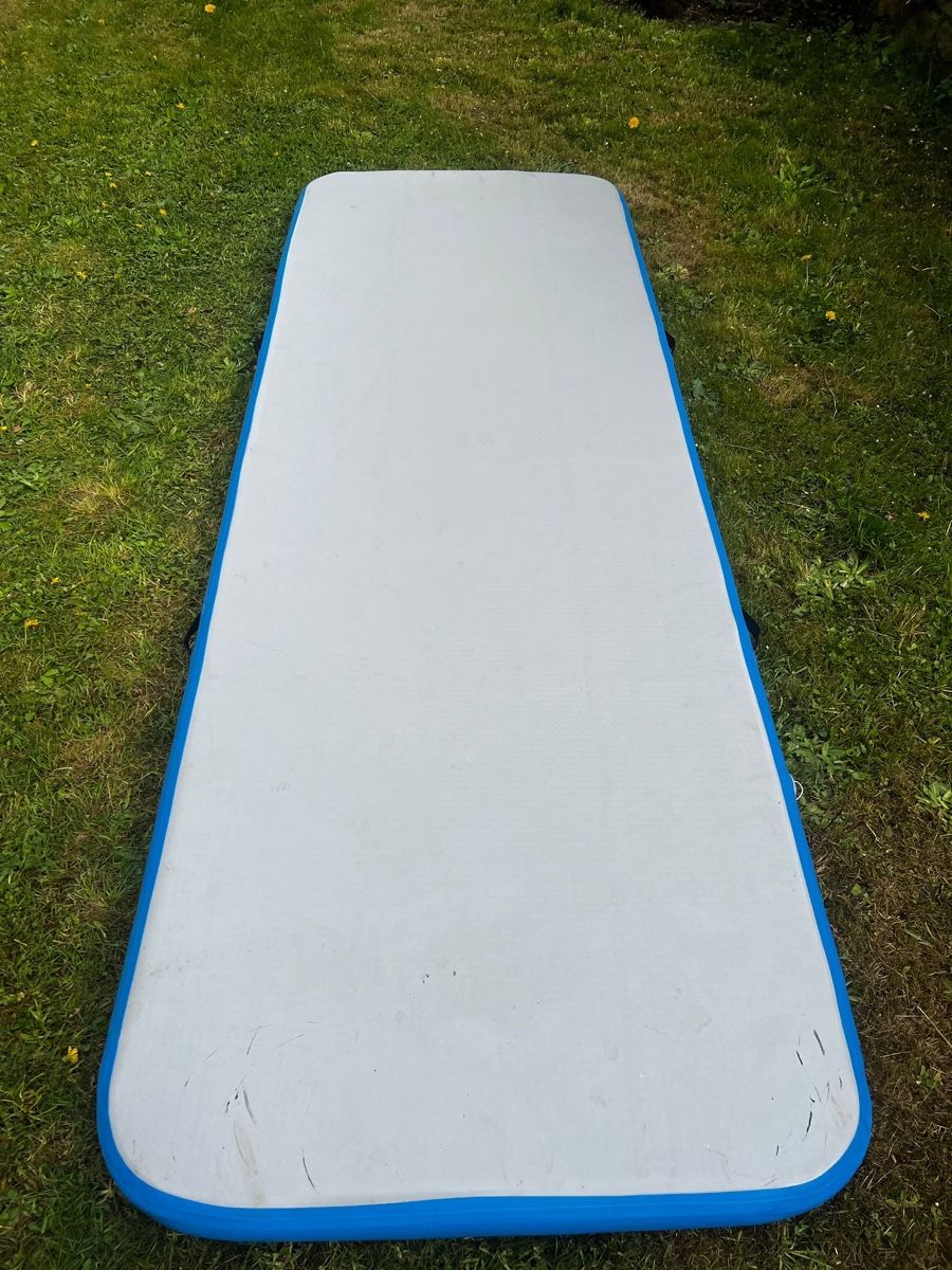 Tappetini fitness: Gymnastikmatte Air Track – Usato da Kriens venduto da martinastu 1