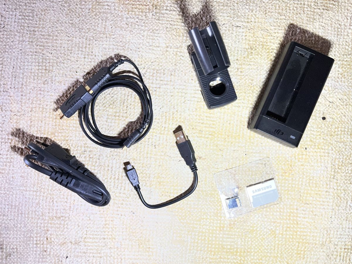 Microfoni: Kit Accessoires DJI Osmo + Pochette Tenba – Usato da Geneveys-Coffrane venduto da les_6cms 4