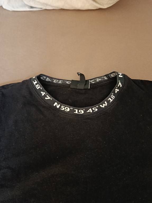 T-shirt: Maglia Nera – Usato da Bellinzona venduto da vin_jm7f