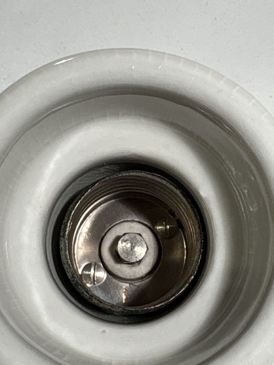 Lampenschirme: Hängelampe Emaille weiss mit Metallrand – Gebraucht aus Thun von Gitarre-1 5