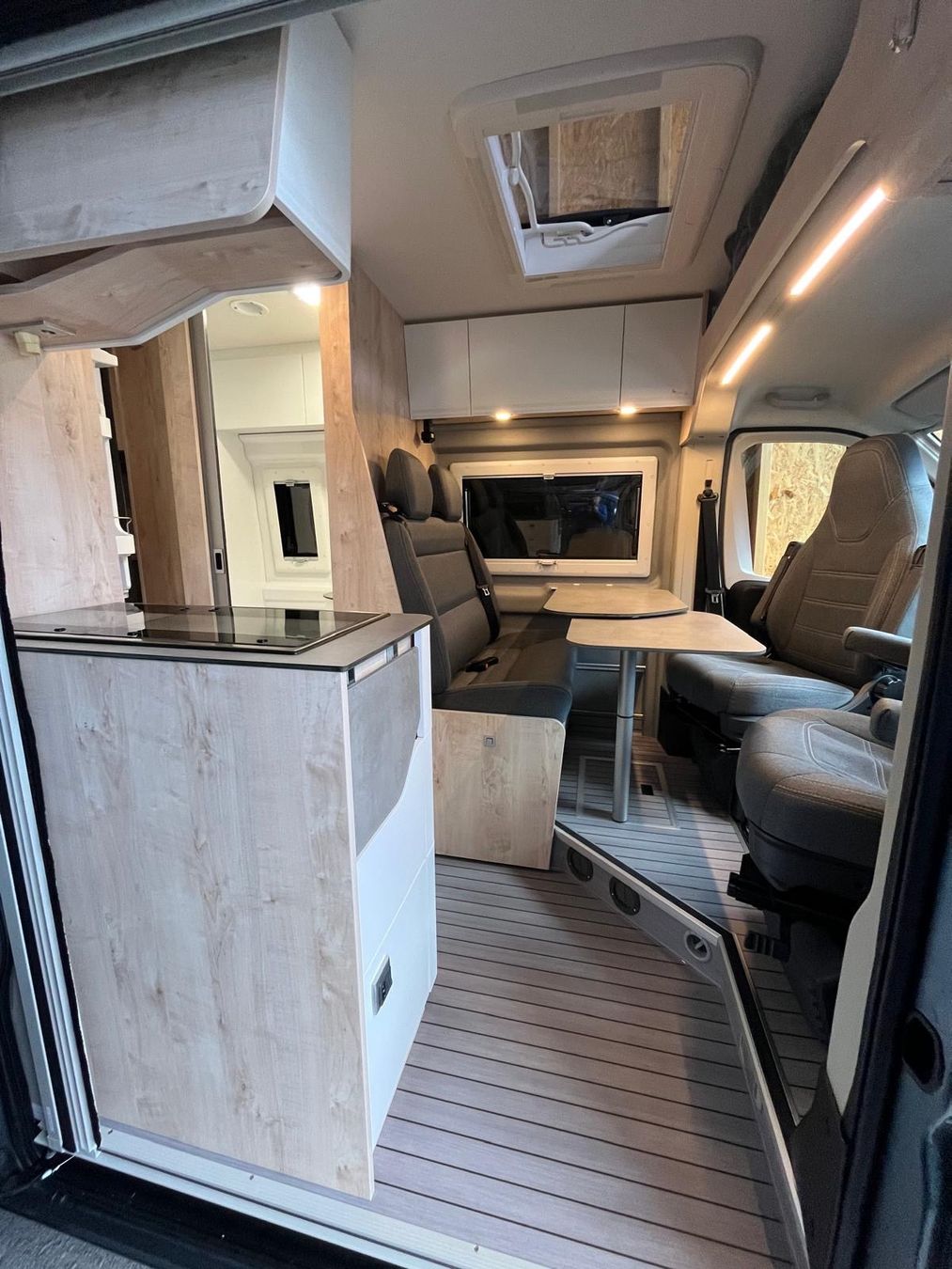 Clever Vans Camping Fahrzeuge: Camper Citroen Clever Runner 636 - Dez. 24 – Gebraucht aus Seedorf UR von seeli01 7