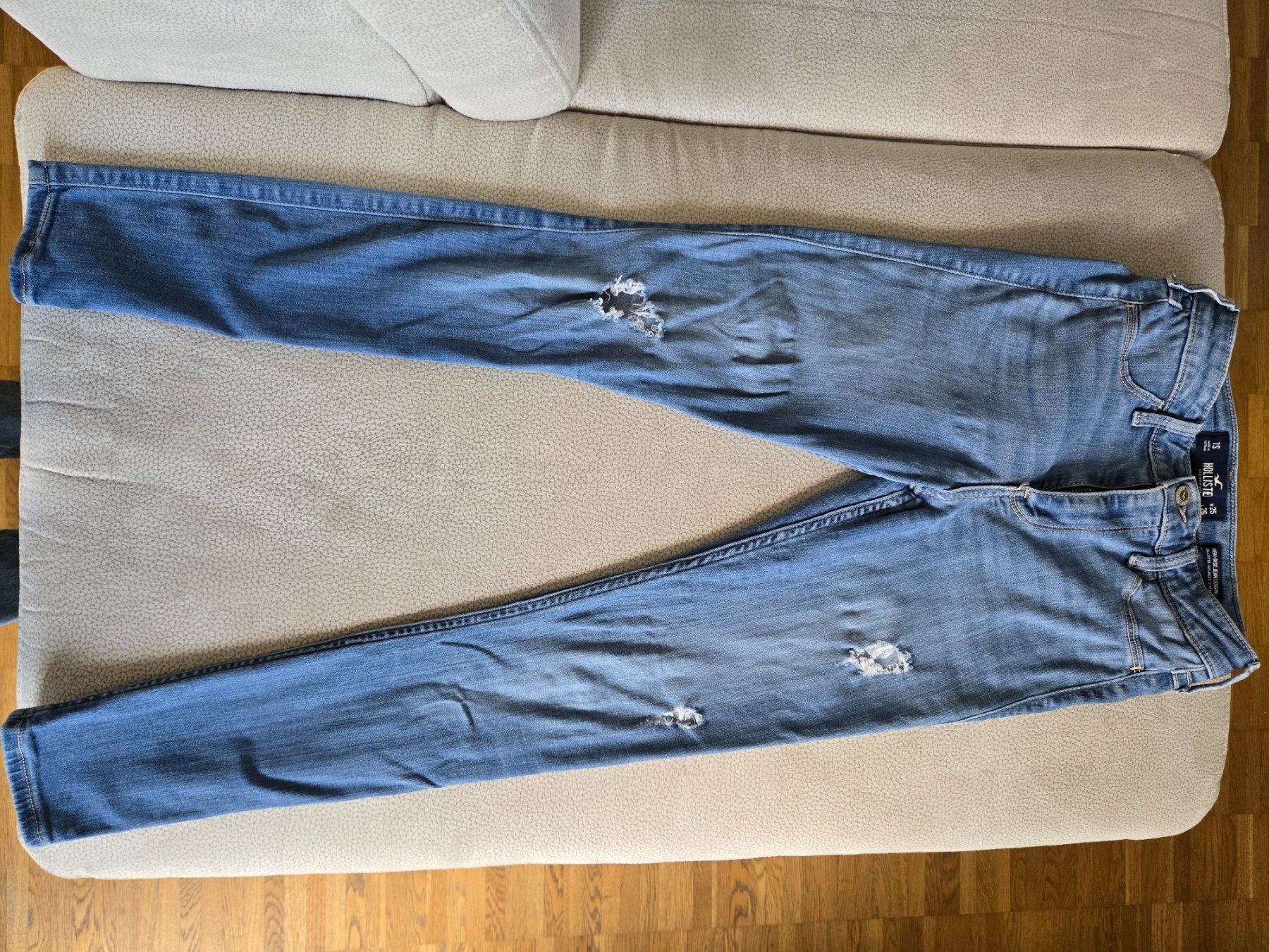 Hollister Jeans: Hollister Jeans – D'occasion à Zürich par lis_t5vw