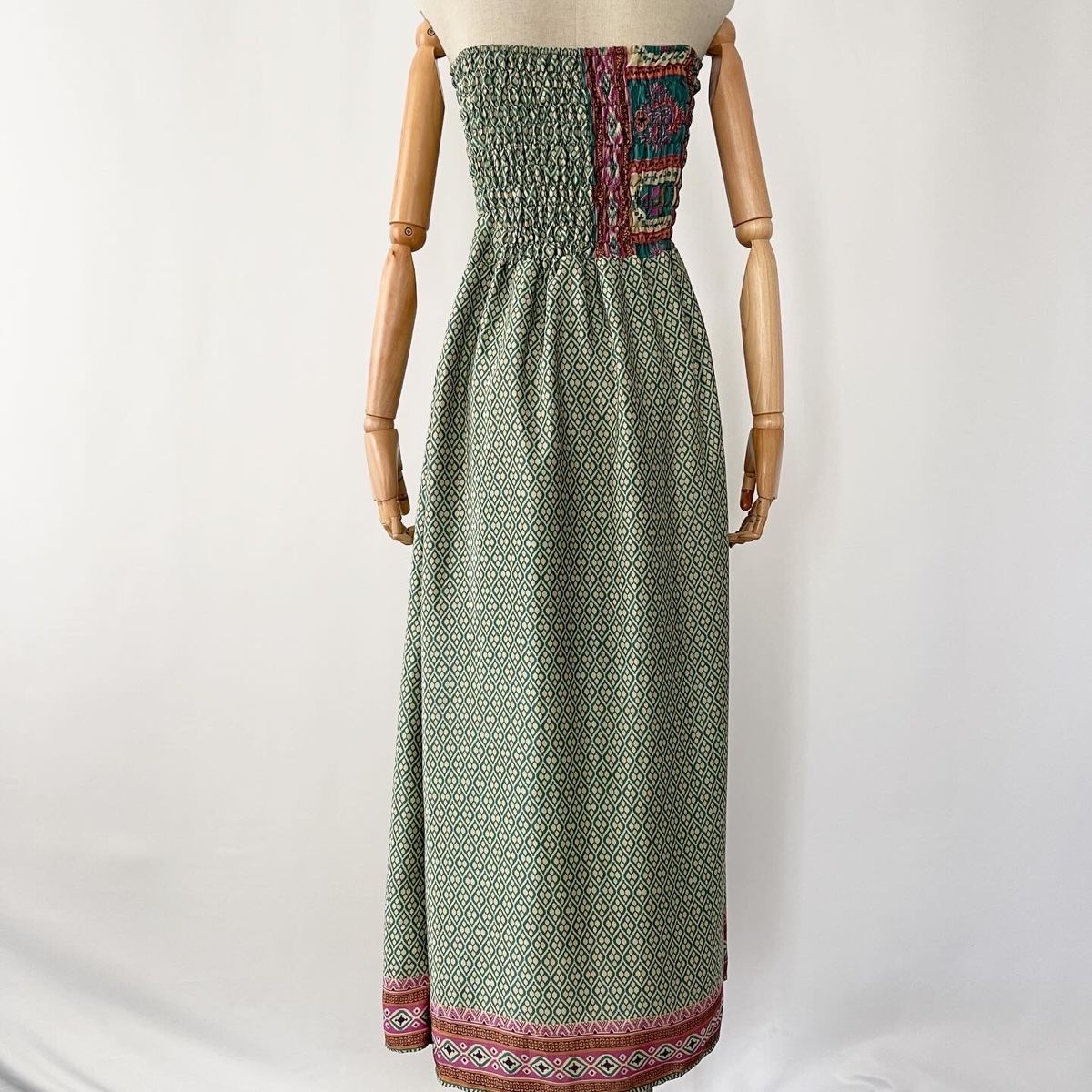 Vestiti: SILK DRESS new – Nuovo (secondo la descrizione) da Freienbach venduto da Avviivva_Shop 4