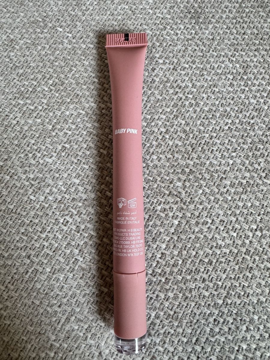 Huda Beauty Make-up: Huda Beauty Lippenstift – Usato da Zürich venduto da MHW23 1
