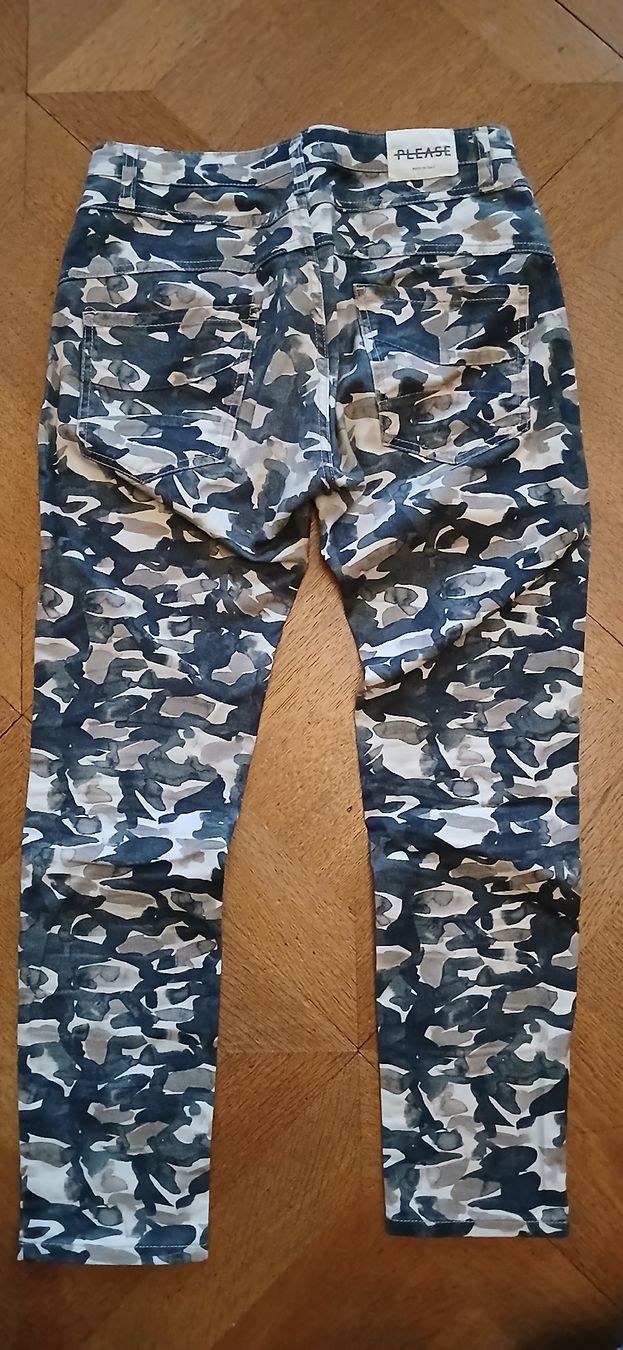 Hosen: Hose M, Please – Gebraucht aus Solothurn von Shanty.20 2