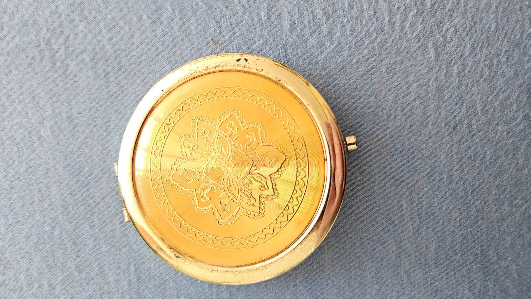 Specchi: Taschenspiegel Vintage – Usato da Feldbrunnen venduto da Kolosseum111 1