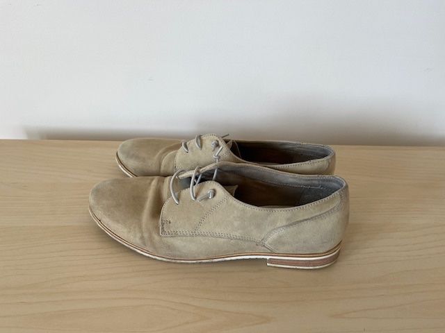 Chaussures femmes: Schnürschuhe beige Grösse 40 – D'occasion à Fribourg par jes_y6q8 2