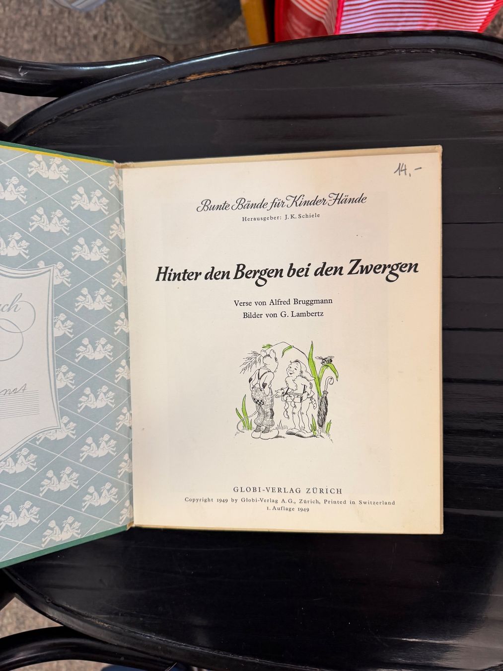 Bücher: Hinter den Bergen bei den Zwergen – Gebraucht aus Dietikon von Buchantiqdietikon 1
