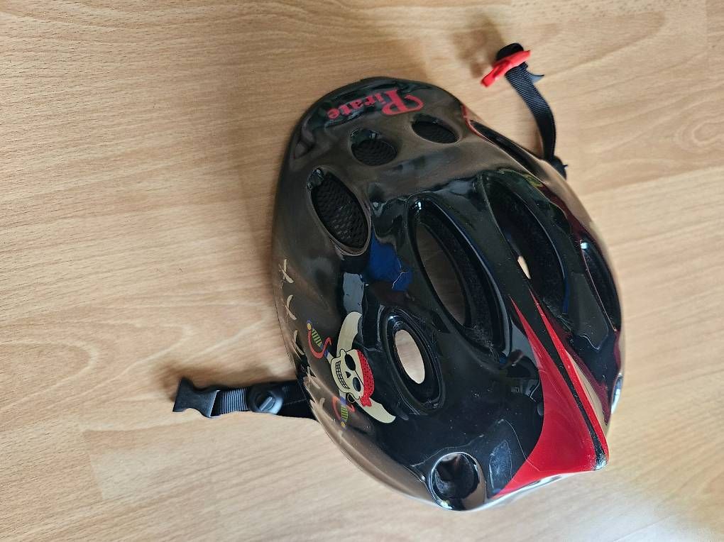 Helme: Velo-Helm unisex PIRATES Gr. 49-56 – Gebraucht aus Dietikon von Haryhasle2005 1