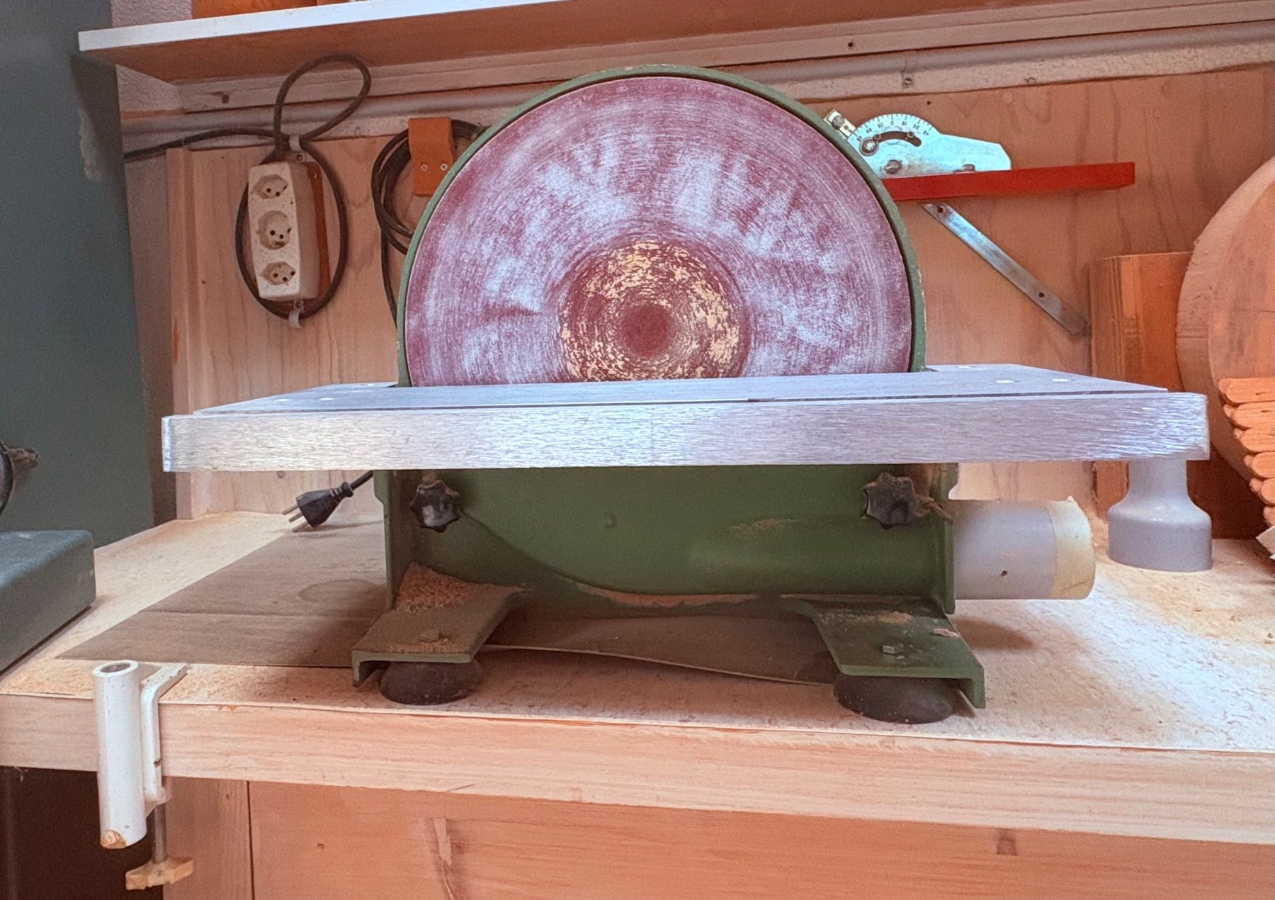 Tutte le macchine: Tellerschleifmaschine Etienne – Usato da Altdorf UR venduto da zar_fcd6 1