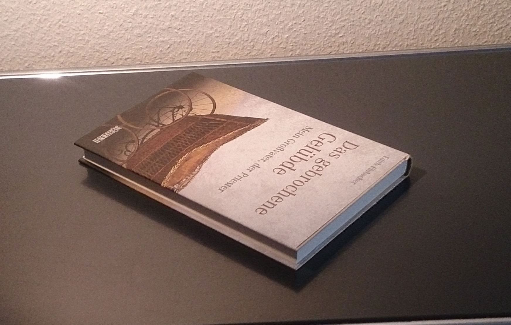 Livres: Das gebrochene Gelübde – D'occasion à Dübendorf par Povo 2