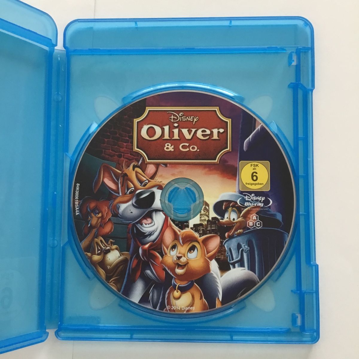 Tutti i DVDs: Oliver & Co. - Blu Ray Neu Wertig – Nuovo (secondo la descrizione) da Blauen venduto da berlingo65 2