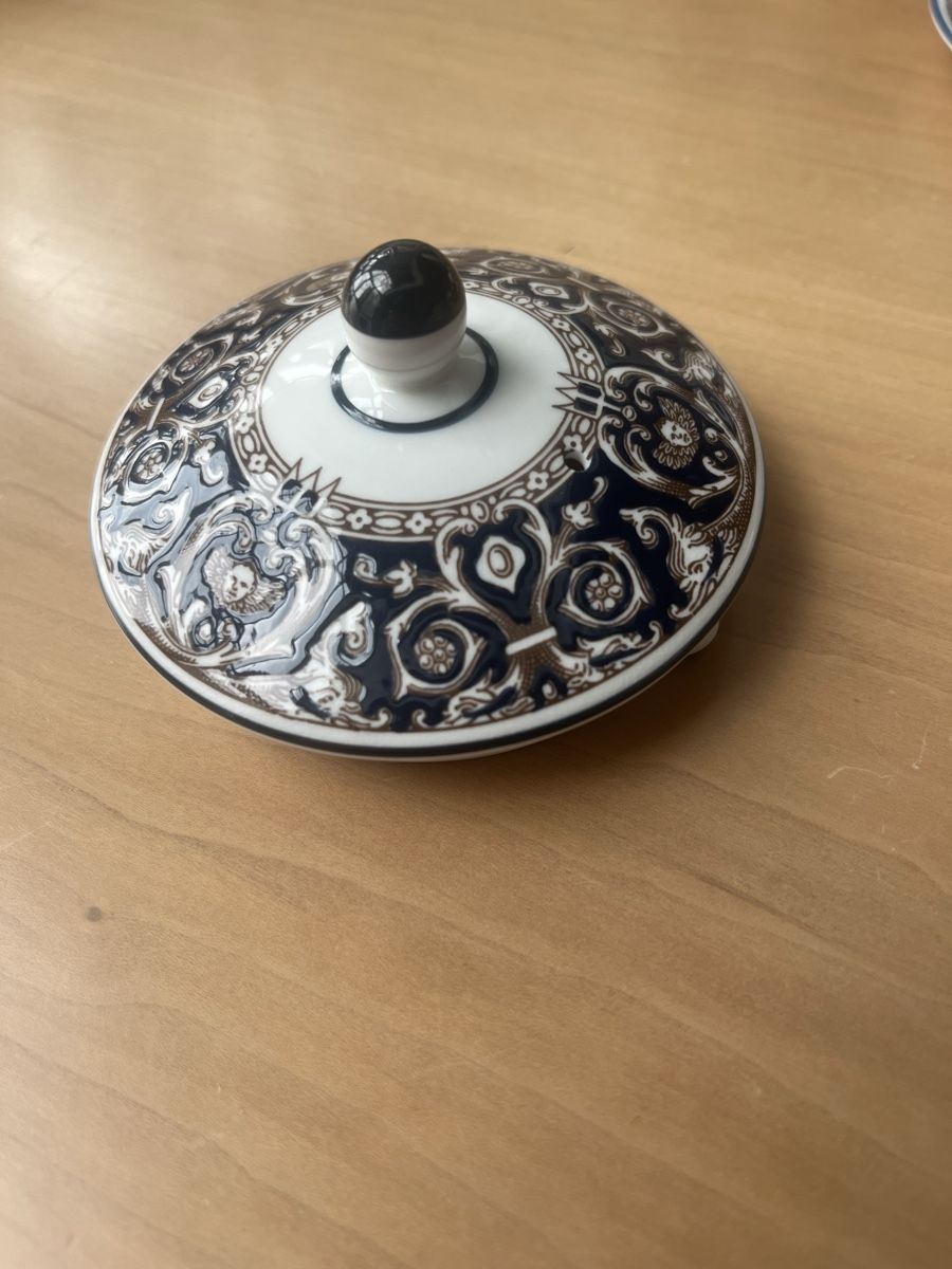 Set di piatti: Wedgwood Florentine Deckel – Usato da Niederwangen BE venduto da Pfaeffi01 2