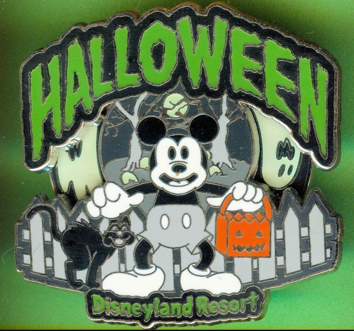 Disney Placchette & Badge: DISNEY  Mickey  HALLOWEEN – Usato da Winterthur venduto da Sammleroase
