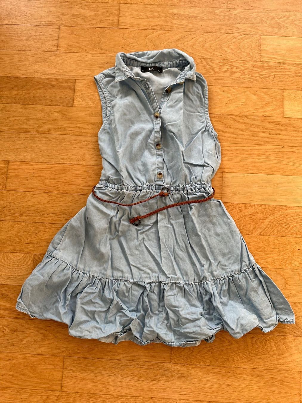 Lotti & Set di vestiti: Cooles Mädchen Kleiderpaket Gr. 140 – Usato da Willisau venduto da mattu02 8