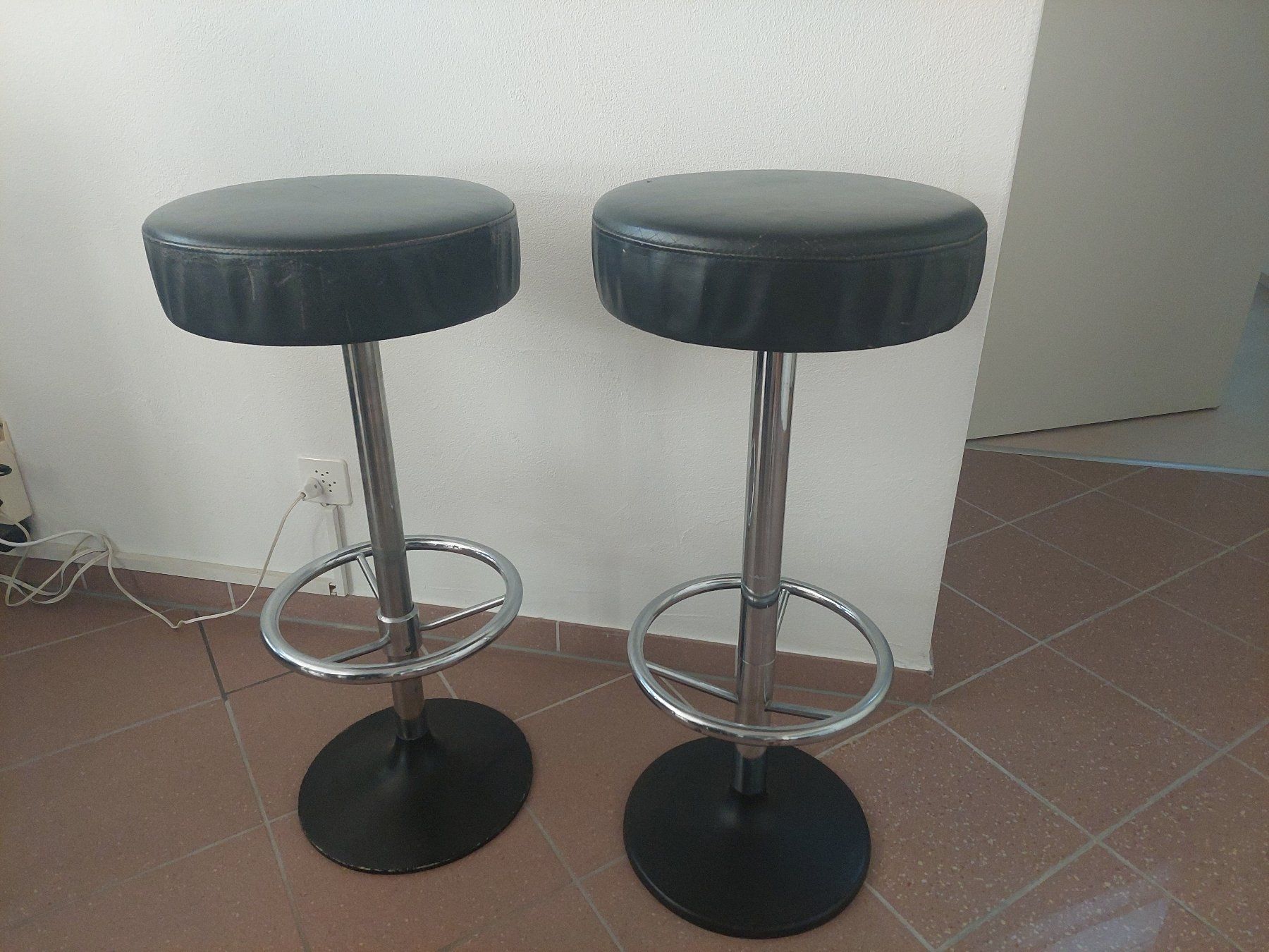 Hocker: 2 Barhocker – Gebraucht aus Obfelden von Funke2