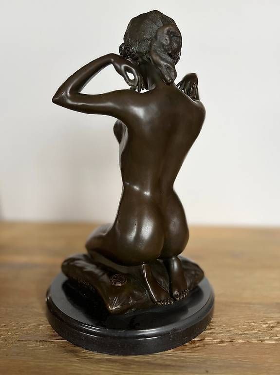 Sculture & Statue: Statue: Nu de Paul Ponsard - Le Nouveau Collier – Usato da Pensier venduto da motofan99 2