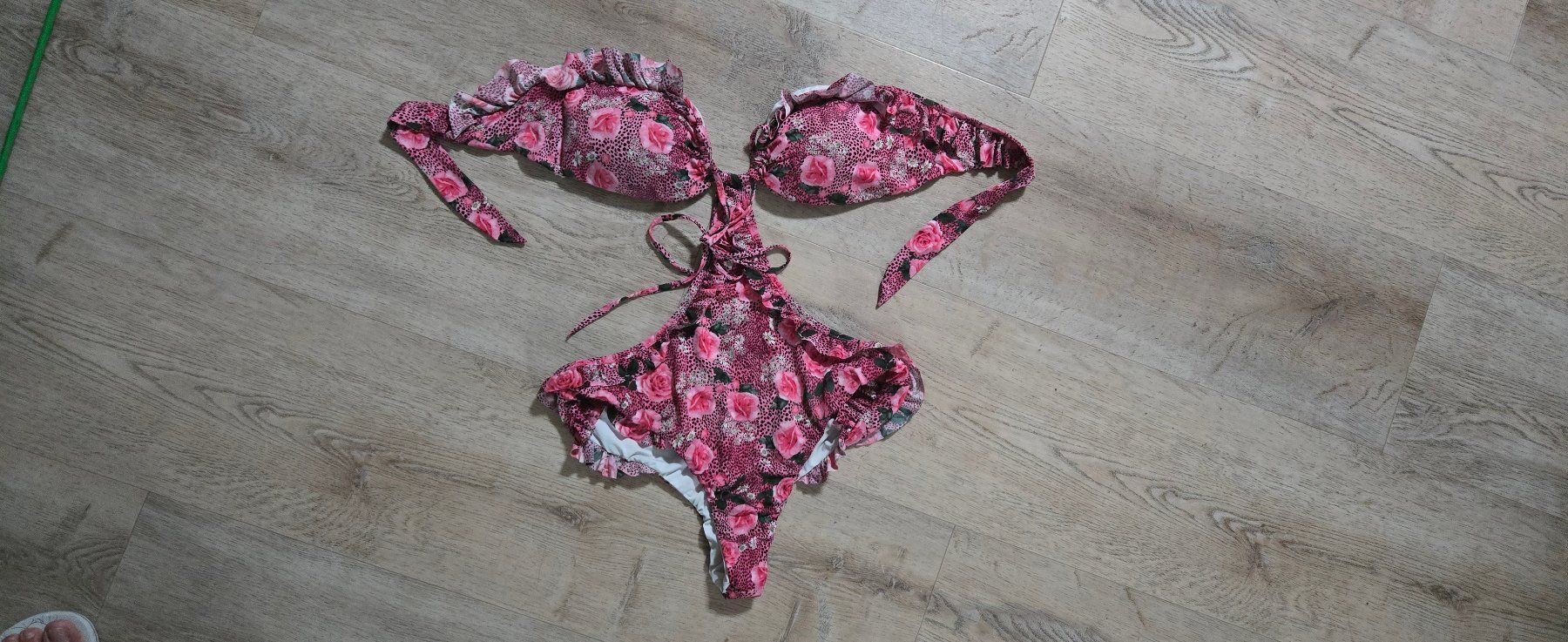 Costumi da bagno & Bikini: 2 Pinker Sommer Badeanzug, Grösse 40, neu und Gr.M gebraucht – Nuovo e nell'imballaggio originale da Delémont venduto da mvl_l76c 3