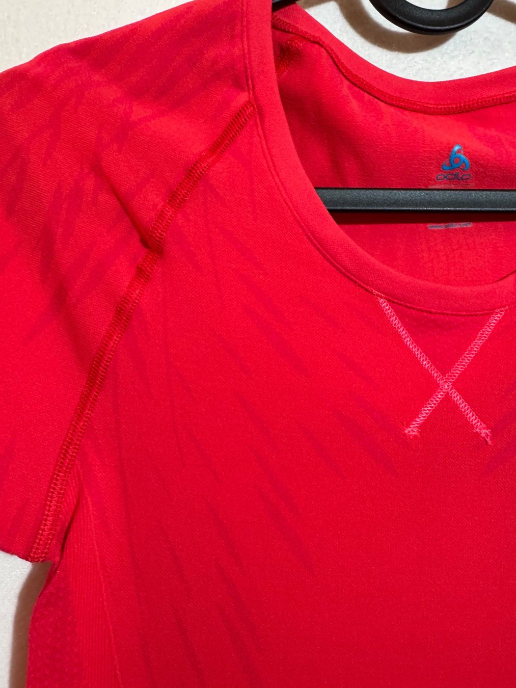 Odlo Top: Rotes Sport - Top von Odlo Gr. S – Usato da Grosswangen venduto da SALE_SALE_SALE 7