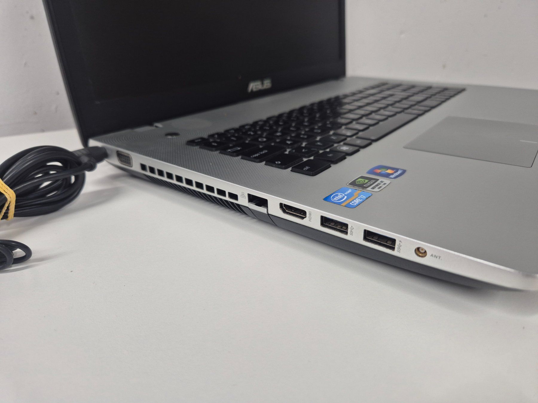 Asus Notebook: ASUS N76VP Notebook mit Core i7 - SSD - Bluray – Usato da Sitterdorf venduto da Lenggi7 2