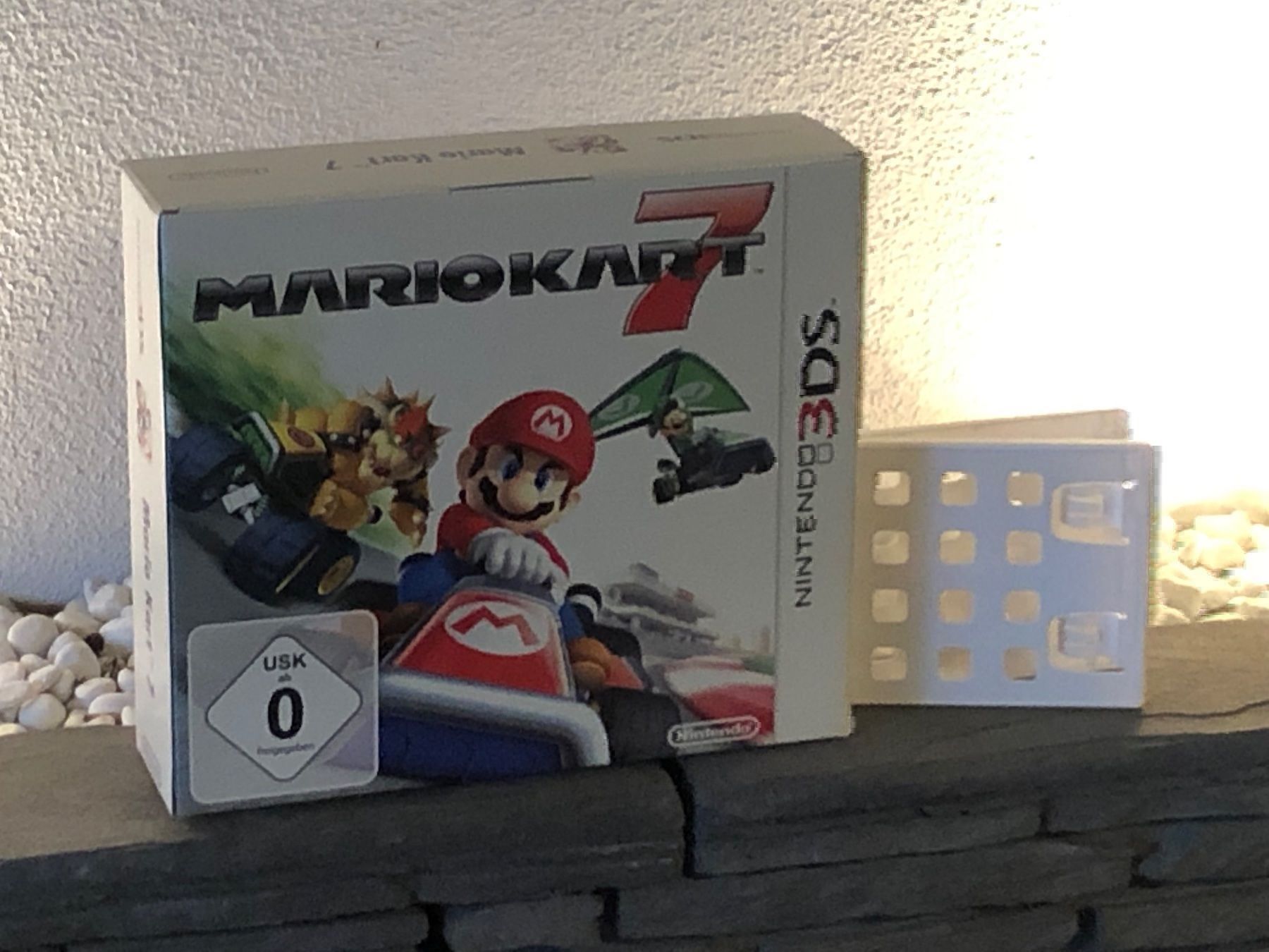 Nintendo Giochi: Mario Kart 7 Aufsteller 3DS – Usato da Kestenholz venduto da Matti_10