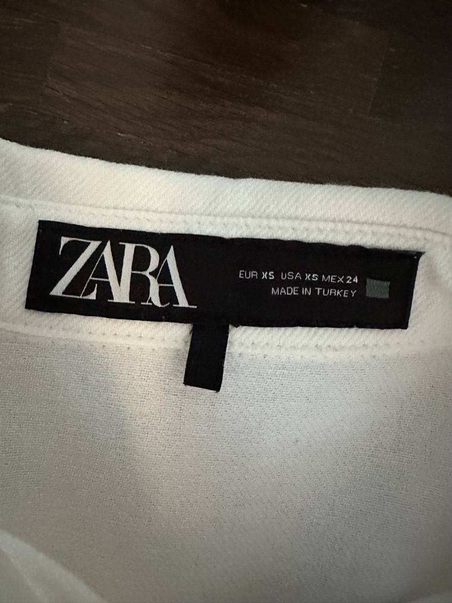 Zara Chemisiers: Bluse – Neuf avec emballage d'origine à Winterthur par su_4assd 3