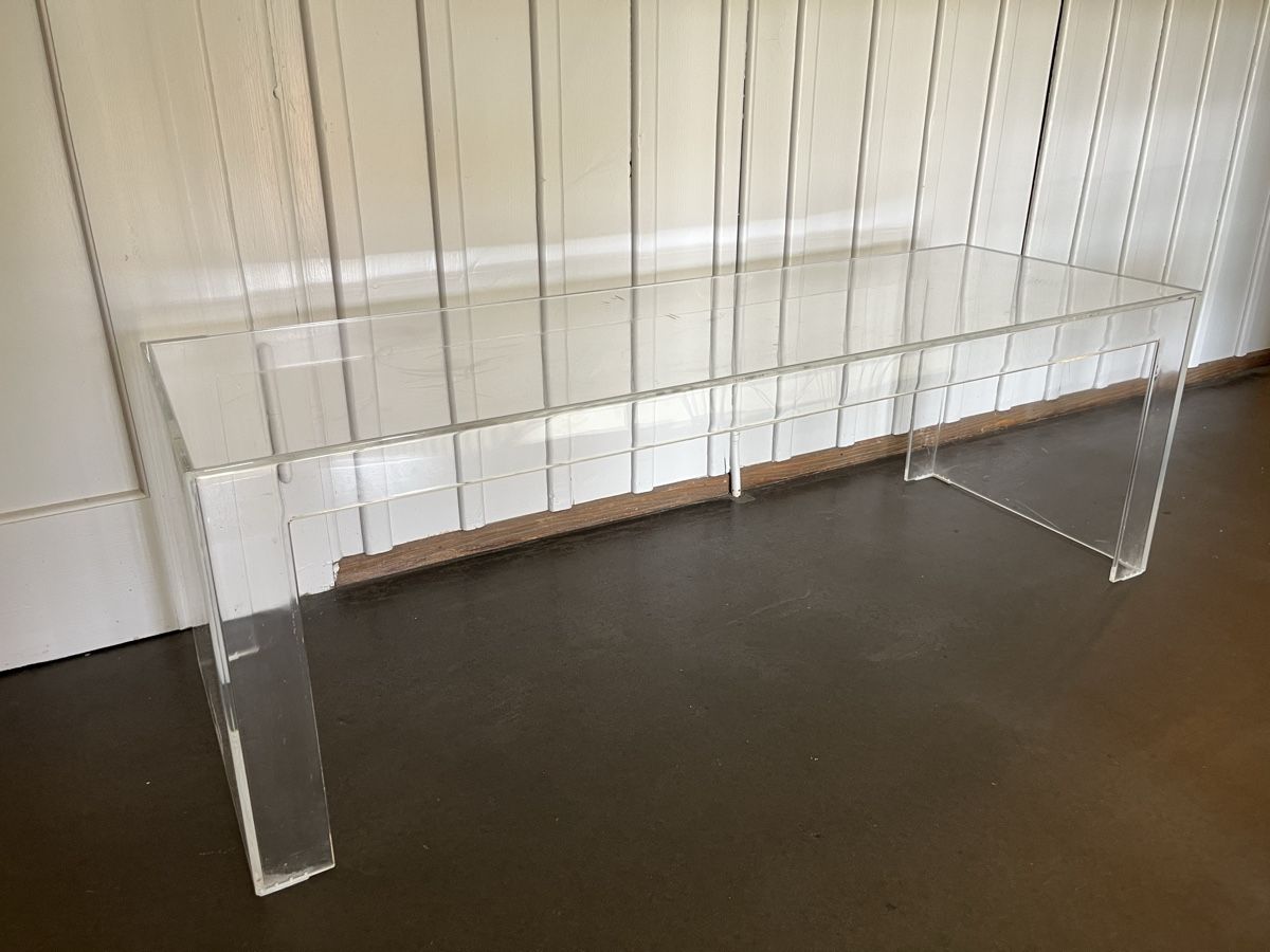 Kartell Tavoli: Kartell Invisible Side Table Designer Wohnzimmertisch – Usato da Bern venduto da ladagu
