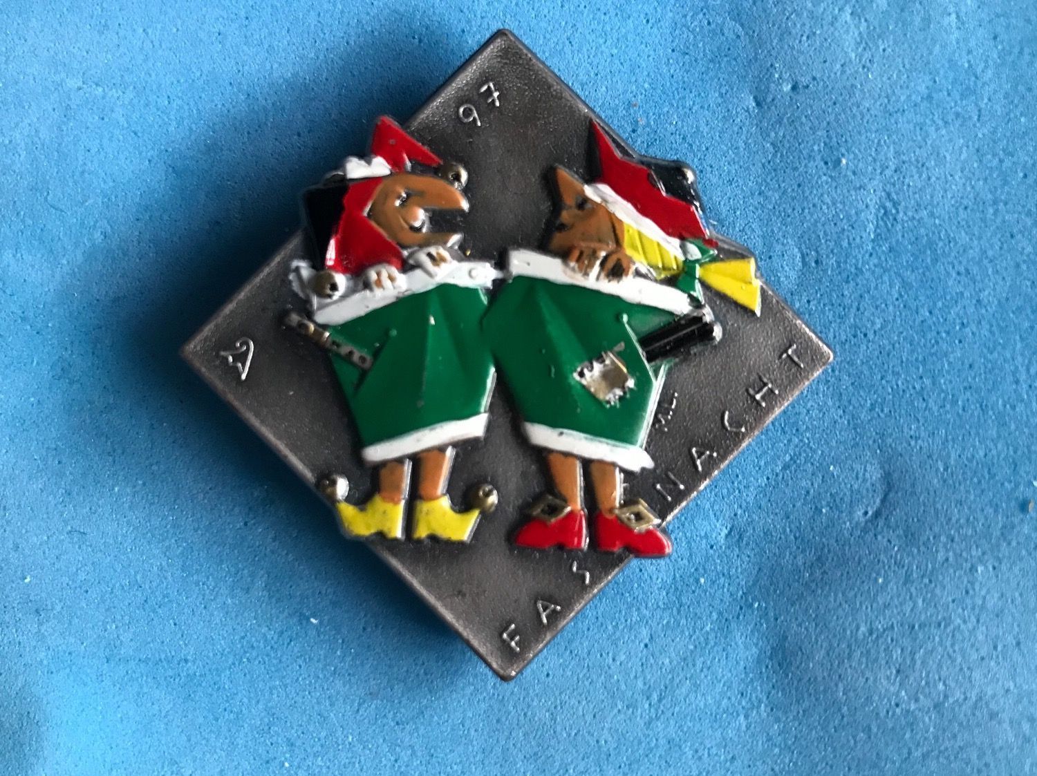Placchette & Badge: Basel 1997 Handbemalt – Usato da Itingen venduto da Bebbi6569