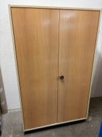 Schrank / Mehrzweckschrank mit viel Stauraum – gebraucht