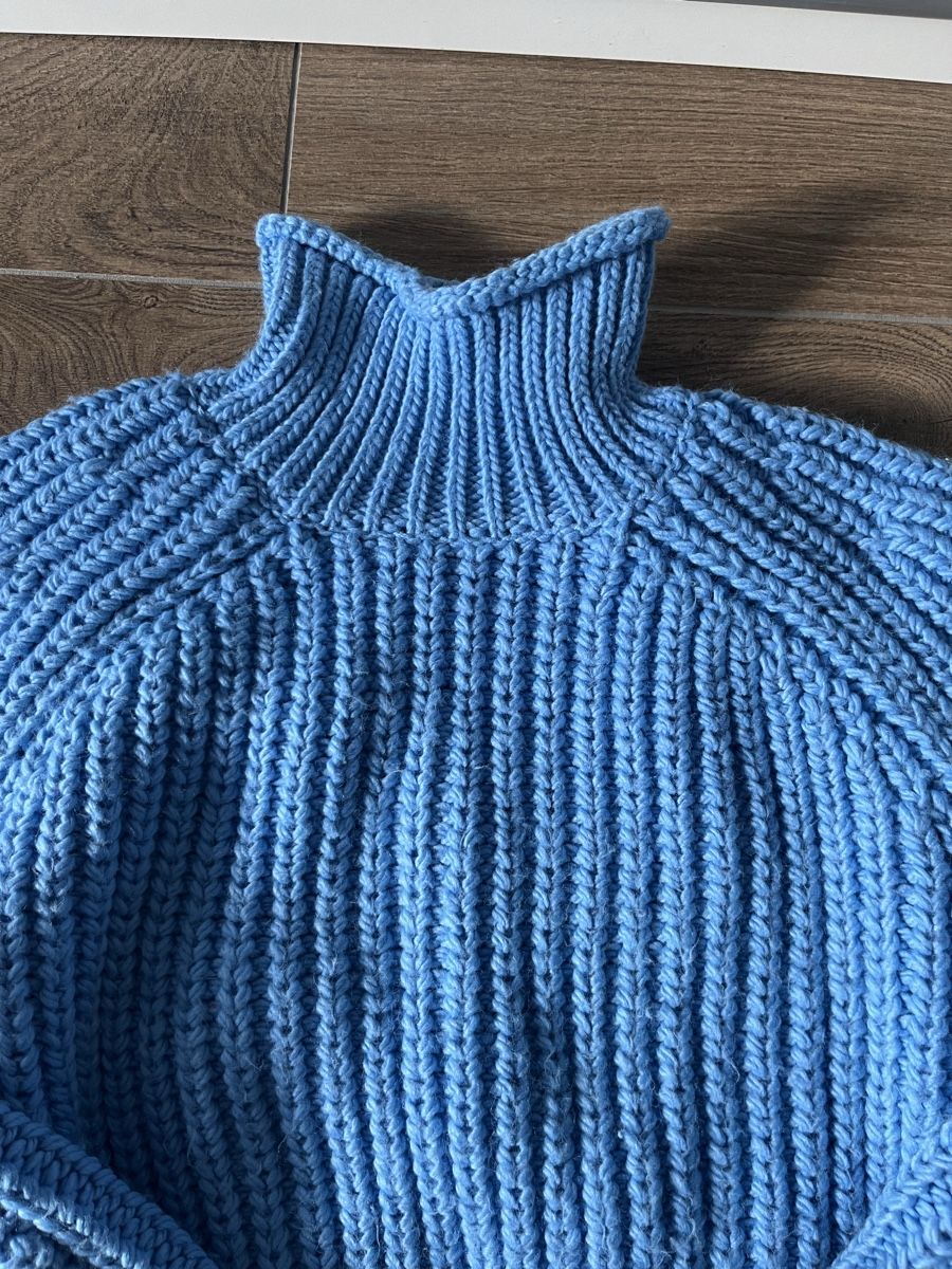 H&M Maglioni & Felpe: Pull bleu col roulé, taille S, H&M – Usato da Hauterive NE venduto da Lipal 1