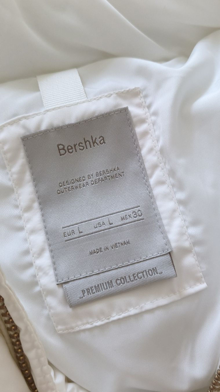 Bershka Giacche: Bershka White PUFFY JACKET - Winterjacke – Nuovo (secondo la descrizione) da Mellingen venduto da JoanOs 3