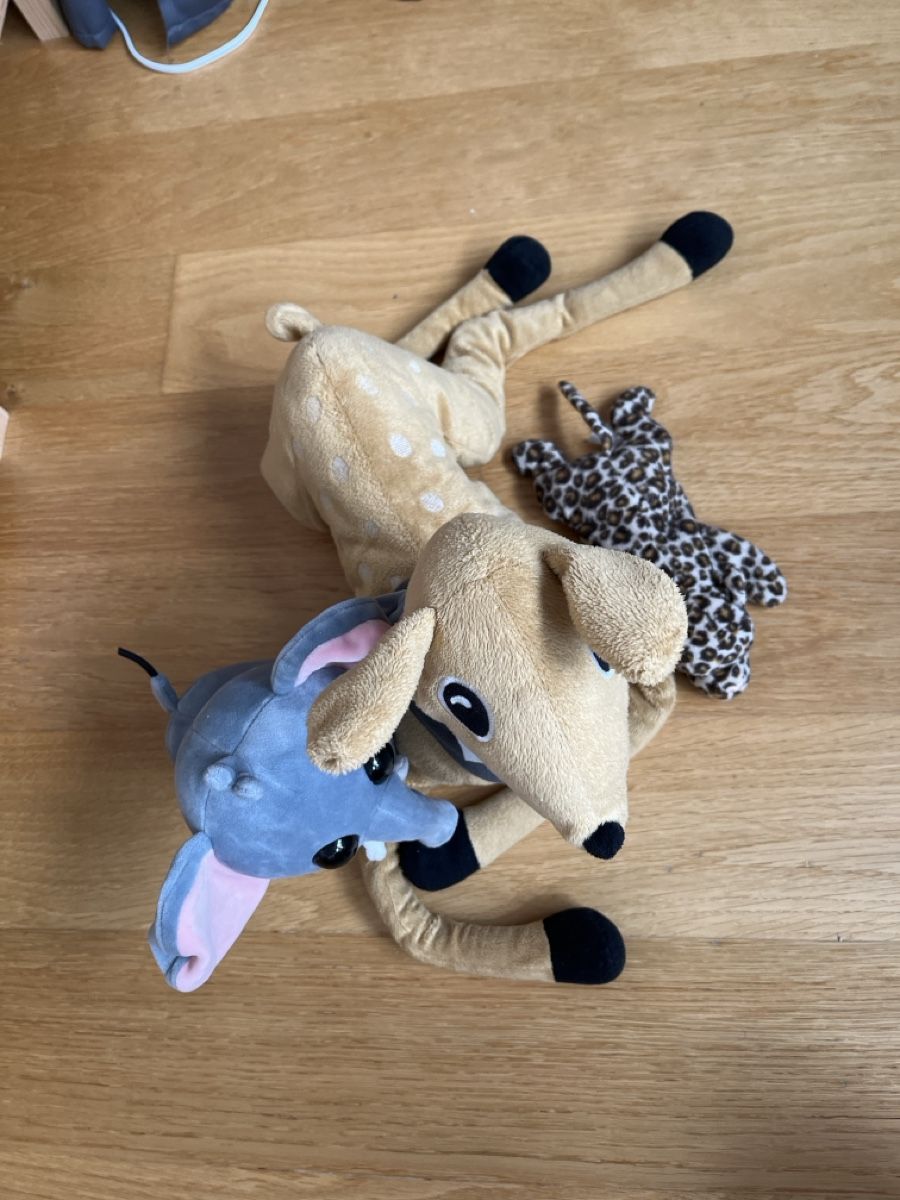 Spielzeuge: Stuffed animals  – Gebraucht aus Pfäffikon ZH von 45v_8w27 1