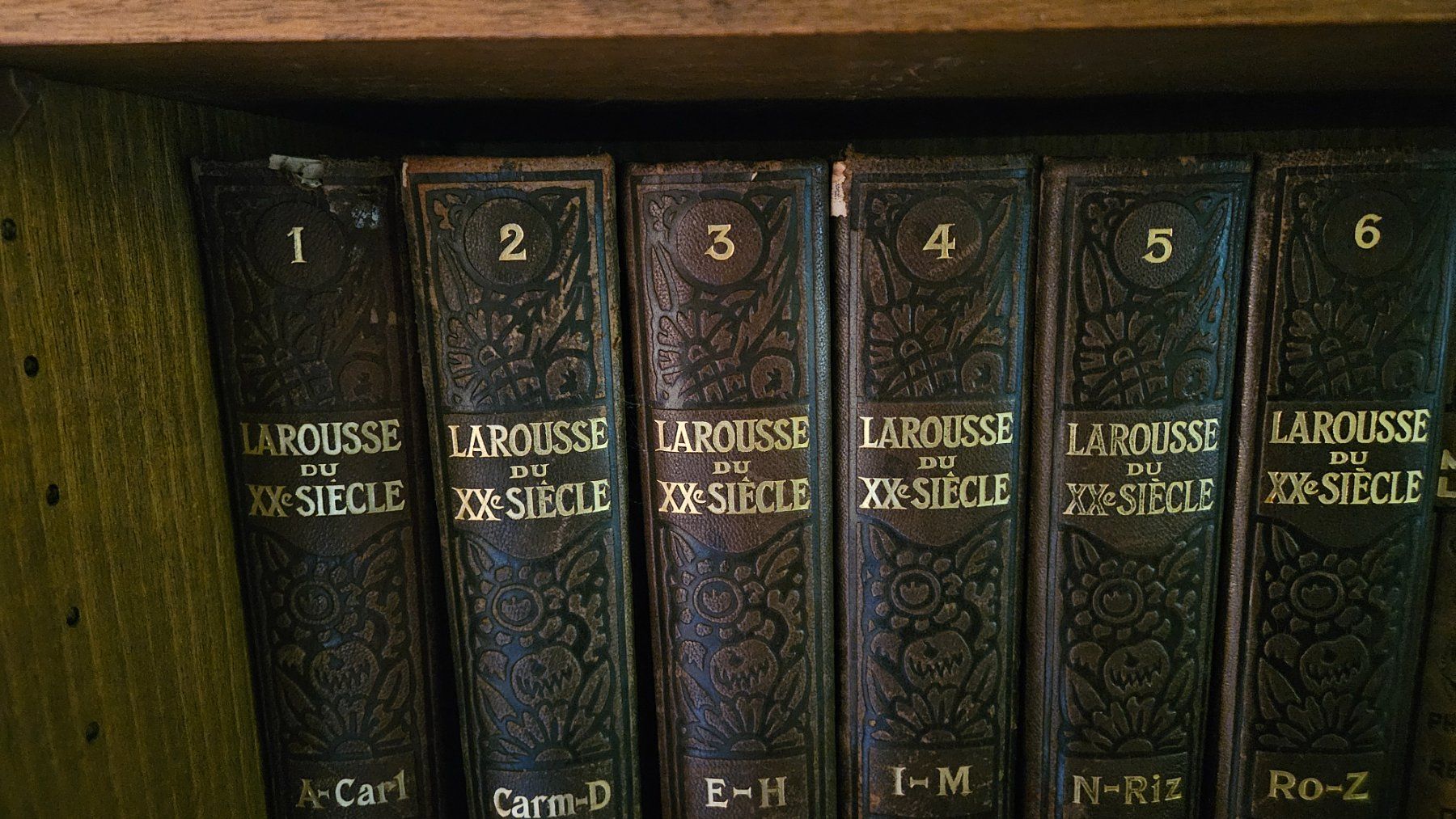 Libri: Larousse du XXe siecle, six volumes – Usato da Feldbrunnen venduto da Kolosseum111