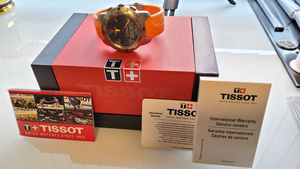 Montre Tissot T-Touch Titanium - Écran Tactile, Fonctions Multiples, Acier Inox, Occasion