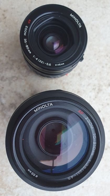 Minolta Fotocamera: KONVOLUT VON MINOLTA DYNAX 7000i, ZUBEHÖR – Usato da Remigen venduto da widmer.k.01 3