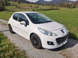 Peugeot 207, 1.4i, frisch ab MFK (09.26)