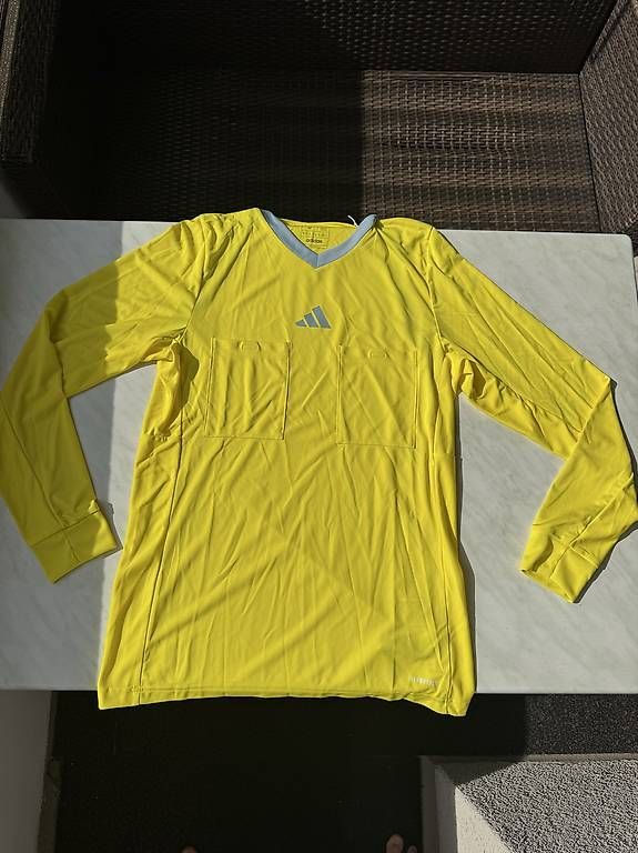 Adidas Canottiere & Pantaloni: Schiedsrichter Trikot - langarm – Nuovo (secondo la descrizione) da Gossau ZH venduto da schoggio
