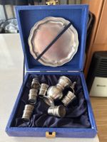 Zinn-Miniatur-Set: Likörbecher+Teller, edel, vintage, per...