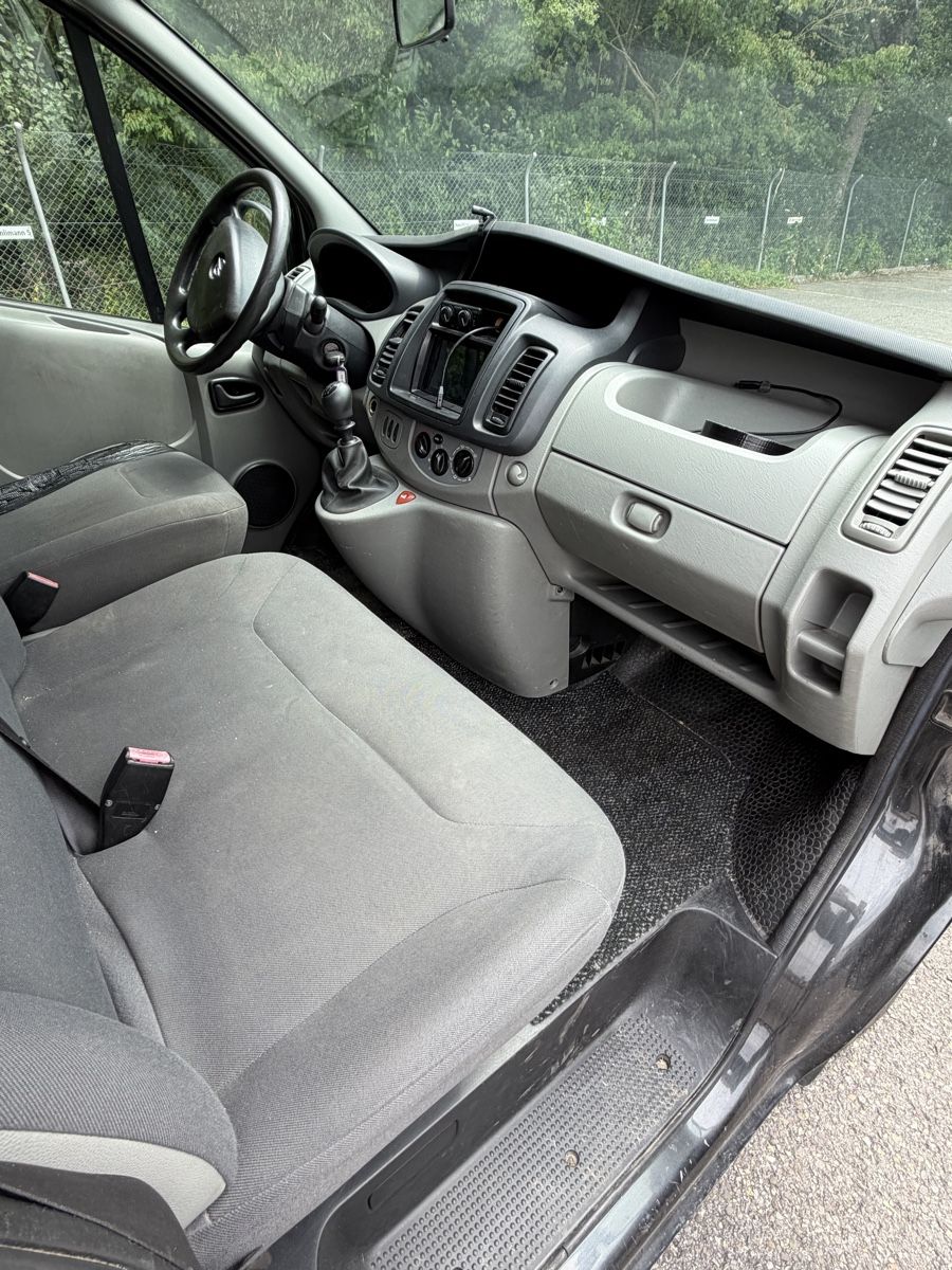 Opel Nutzfahrzeuge: Opel Vivaro 2.0 CDTI – Gebraucht aus Burgdorf von WHITELIGHT3400 9