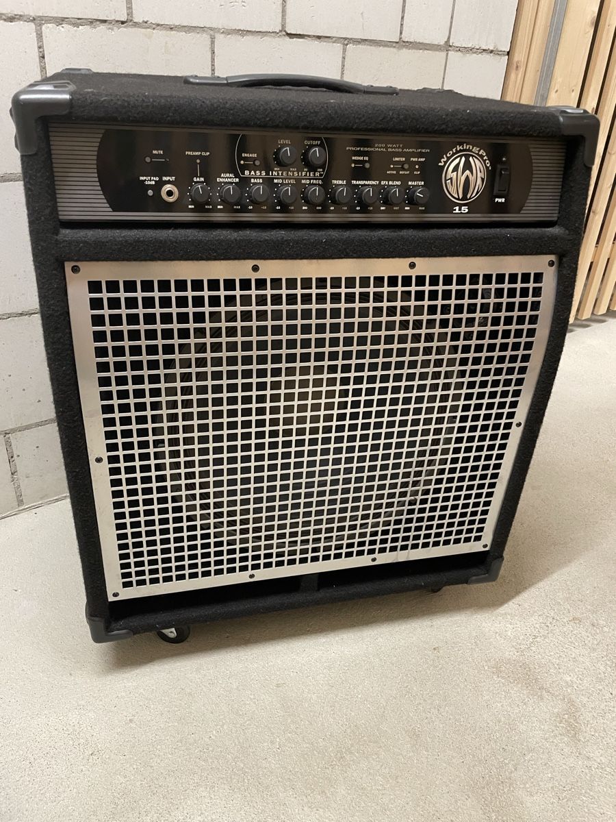 Strumenti musicali: SWR BassGuitar Combo Amp – Usato da Riehen venduto da ose58 6