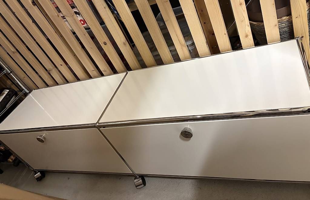 USM Cassettiere: Usm haller sideboard weiss – Nuovo (secondo la descrizione) da Zürich venduto da aanoukk