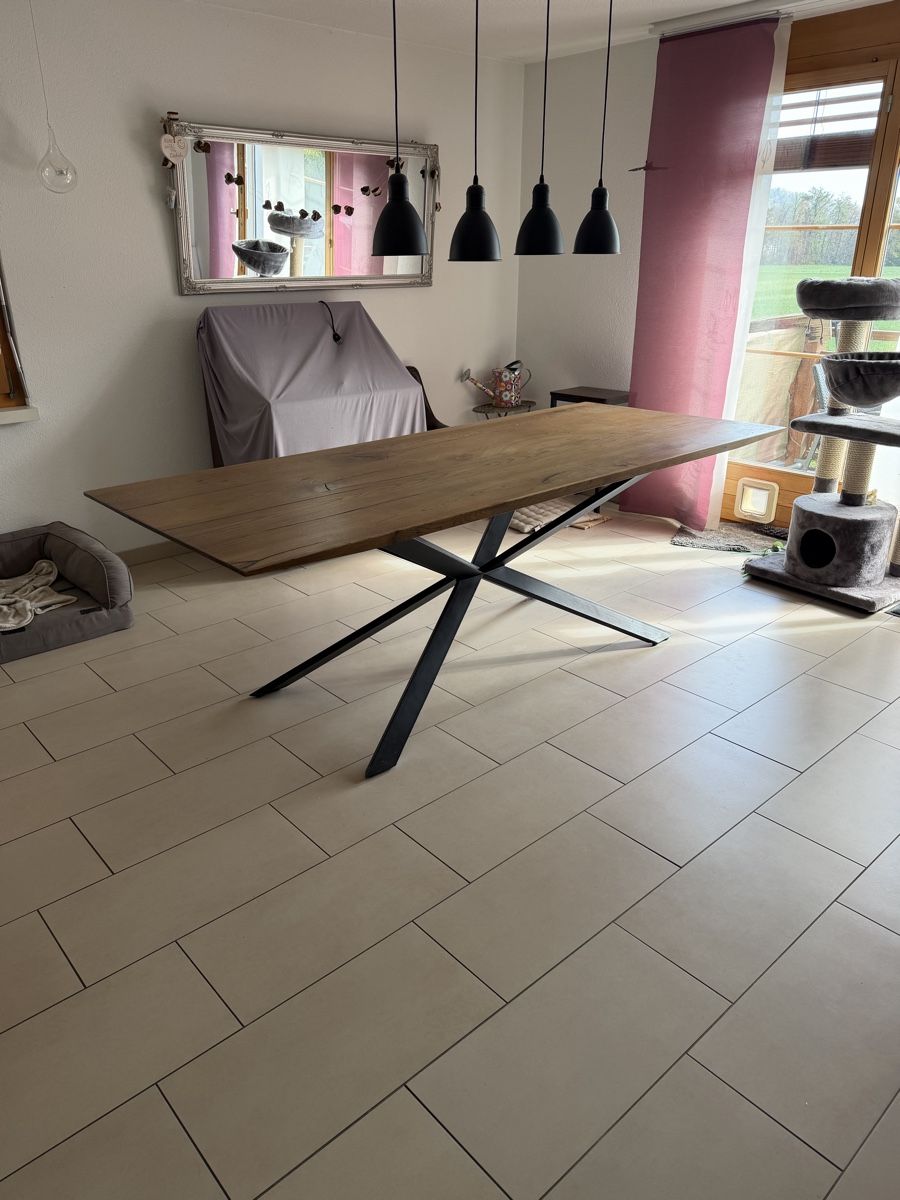 Tavoli: Esstisch – Usato da Schinznach Dorf venduto da R.D.01