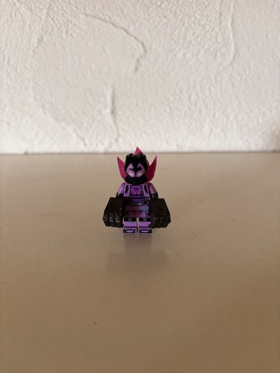 Lego Statuette: Lego 71050: Prowler – Usato da Sissach venduto da Geopatral
