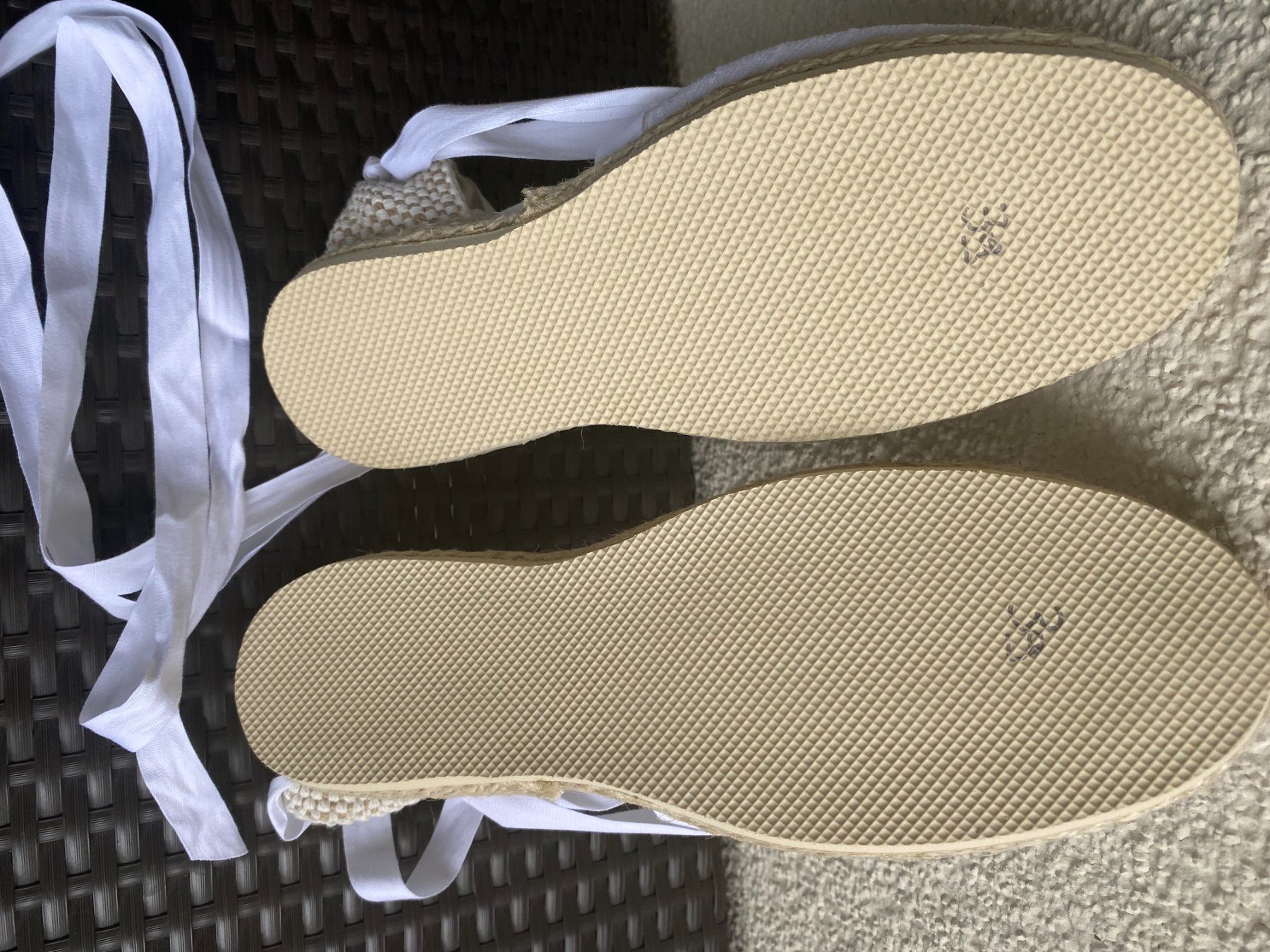 Scarpe da donna: Espadrilles weiss  Damen Gr. 39  Creation Catalane – Nuovo (secondo la descrizione) da Niederrohrdorf venduto da park5 5