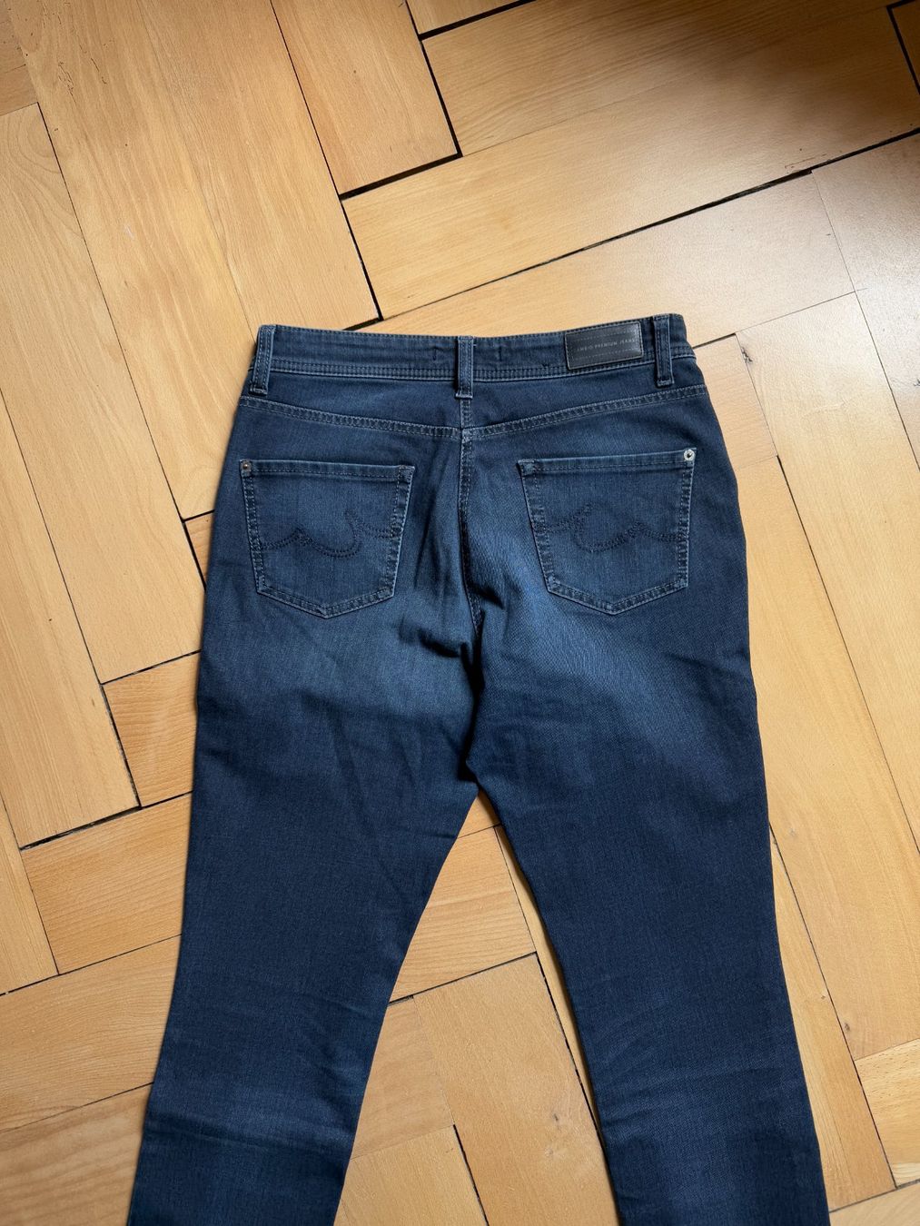 Cambio Jeans: CAMBIO - Jeans dunkelblau M – Gebraucht aus Zürich von Diazaio 2