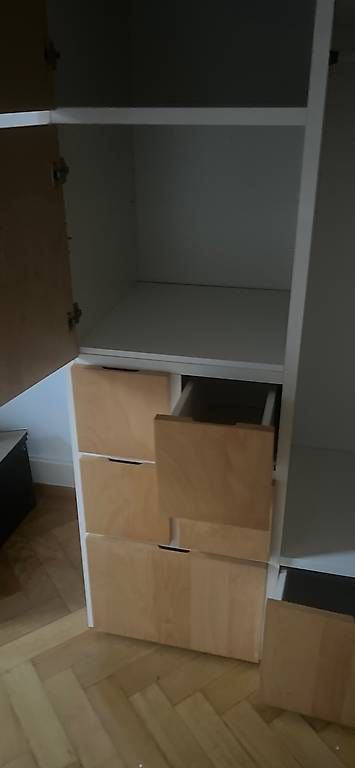 Armadi: Schrank – Usato da Zürich venduto da zue_ng7c 3