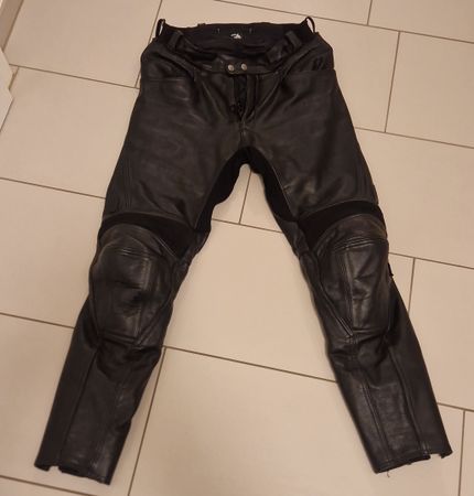 Motorradhose Leder schwarz gebraucht